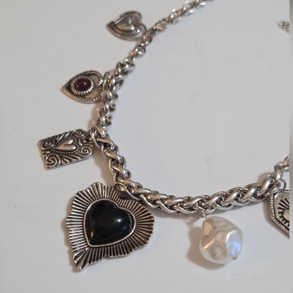 Boho Western Black+Silvertone Hearts +Pearl Charm Statement Necklace 🩶